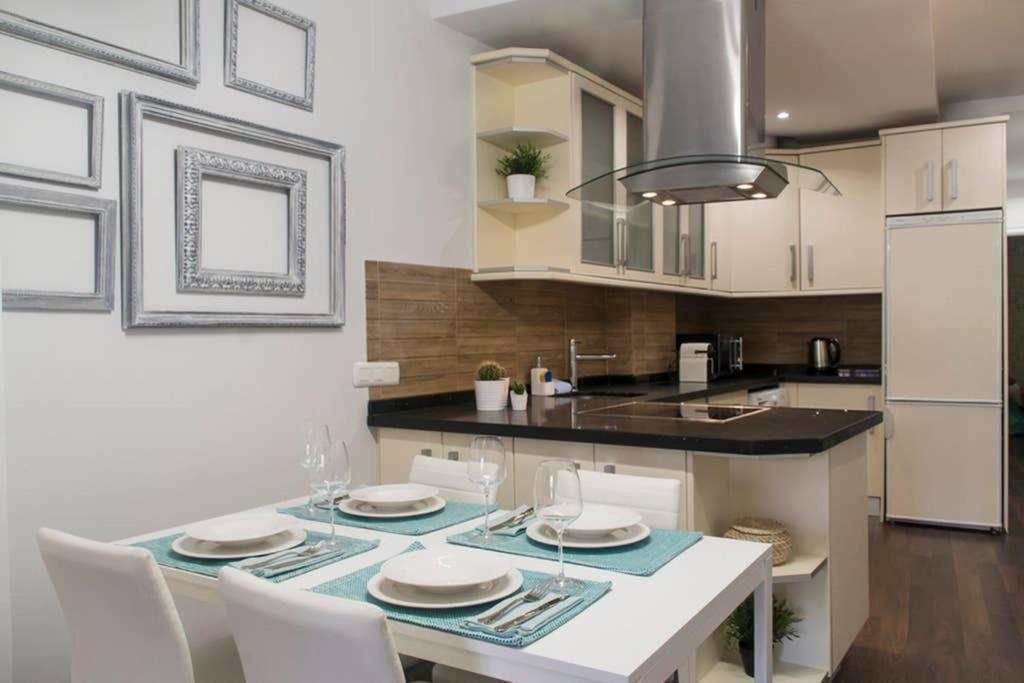 New!!! Luxury City Center & Private Terrace Málaga Extérieur photo